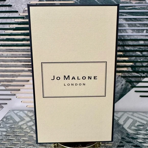 Jo Malone London English Pear & Freesia Unisex body